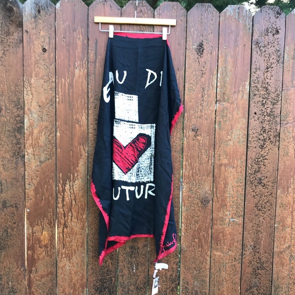 Juicy Couture Scarf - Picture 2 of 6